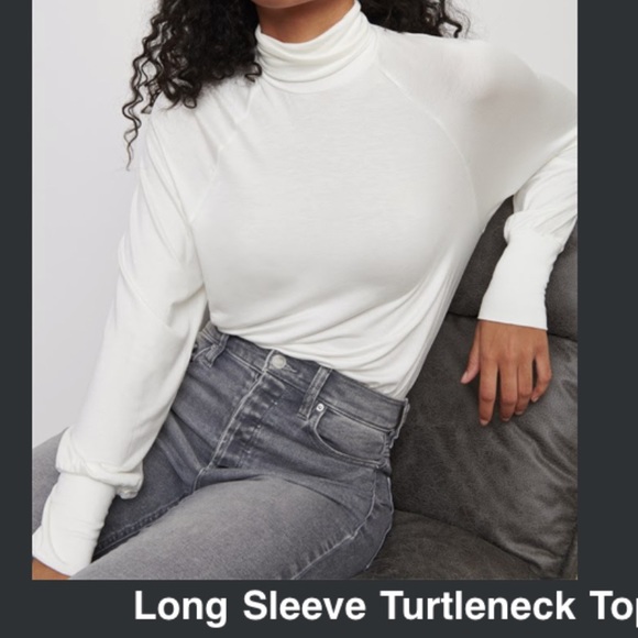 Dynamite Long Sleeve Turtle Neck Top - Picture 1 of 2